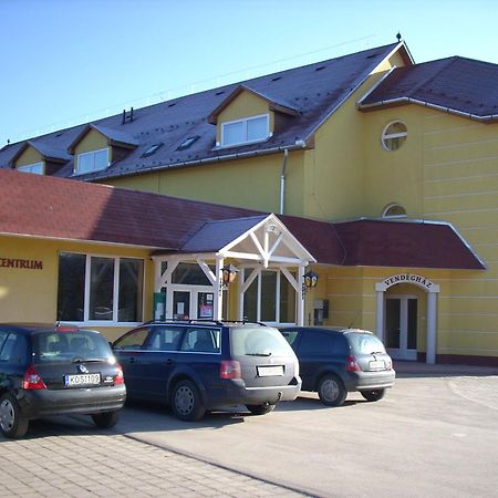 Invest Vendégház Eger Exterior foto