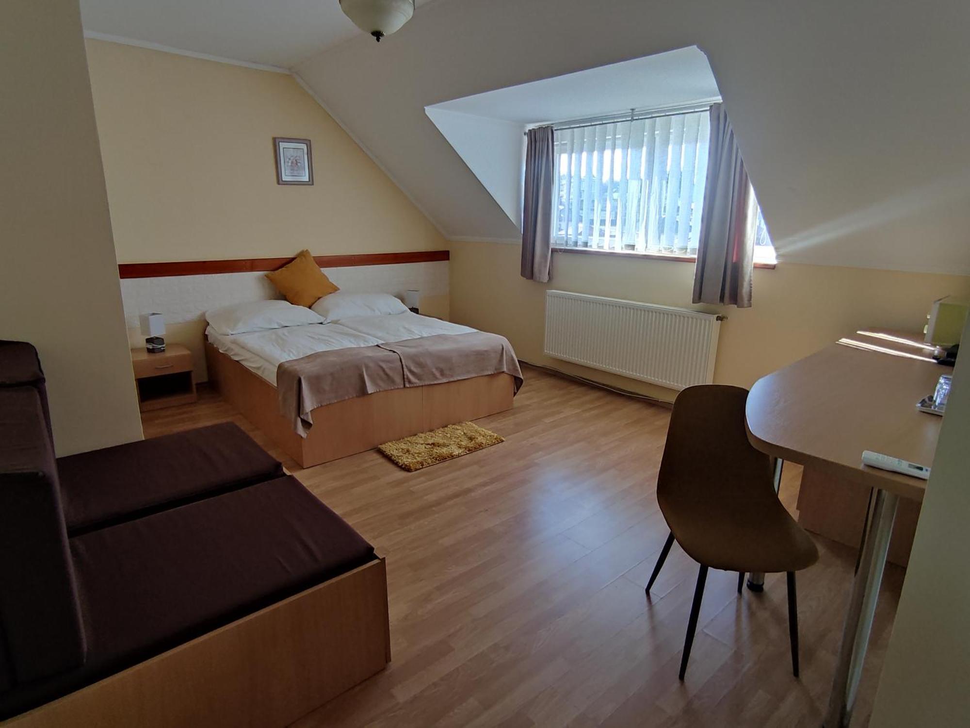Invest Vendégház Eger Habitación foto