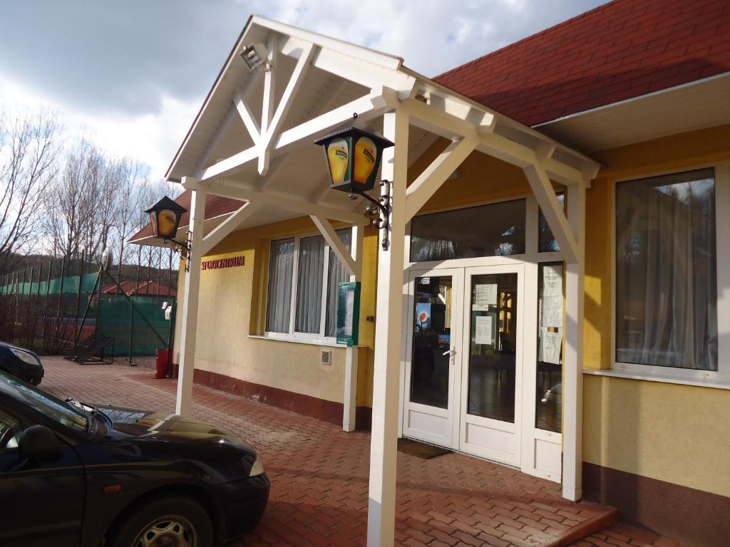 Invest Vendégház Eger Exterior foto