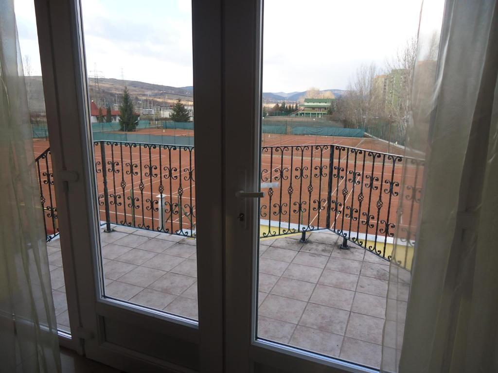 Invest Vendégház Eger Exterior foto